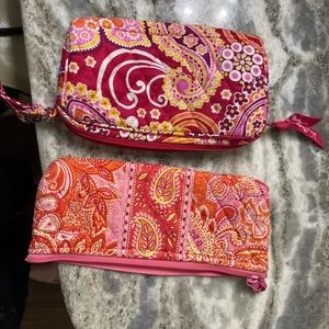 Vera Bradley wristlet/pouch